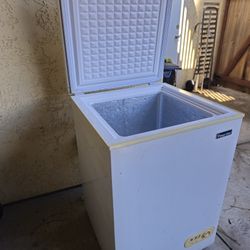 Freezer Box