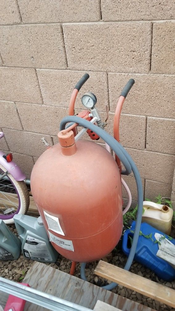 20 Gallon Sand Blaster 