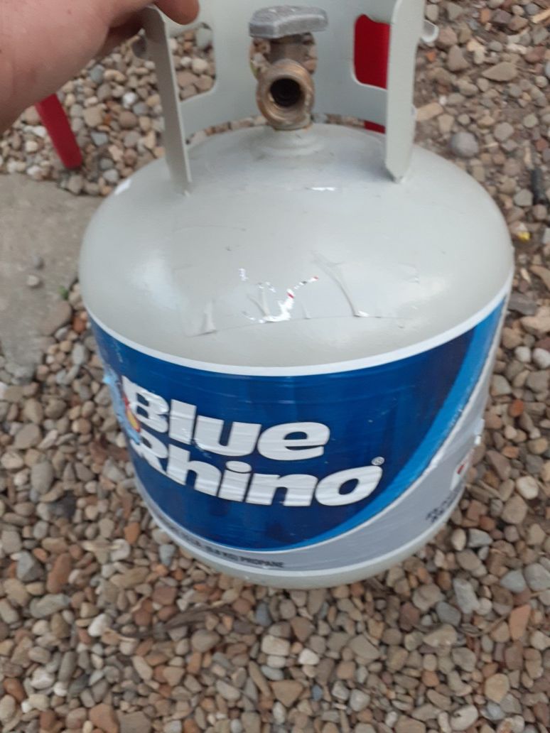 Propane tank