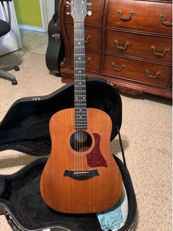 Taylor guitar