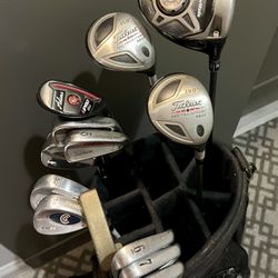 Titleist Golf Club Set - TaylorMade R1 Driver