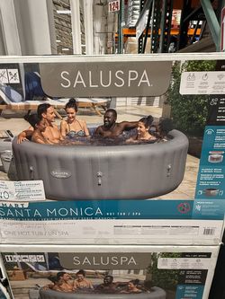 Saluspa hot tub