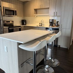 Adjustable white bar stools