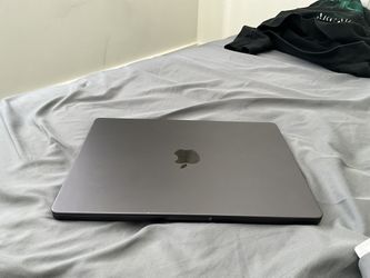 M3 MacBook Pro 36GB RAM 512GB Storage 