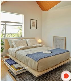Queen bed frame (Floyd Bed)