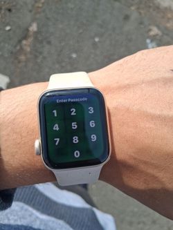 APPLE WATCH(locked) (authentic real)