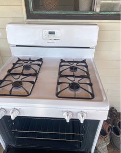 Stove gas 30 inches wide with delivery available