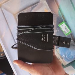 Linksys SE2500 5-Port Gigabit Ethernet SwitchLinksys SE2500 5-Port Gigabit Ethernet Switch
