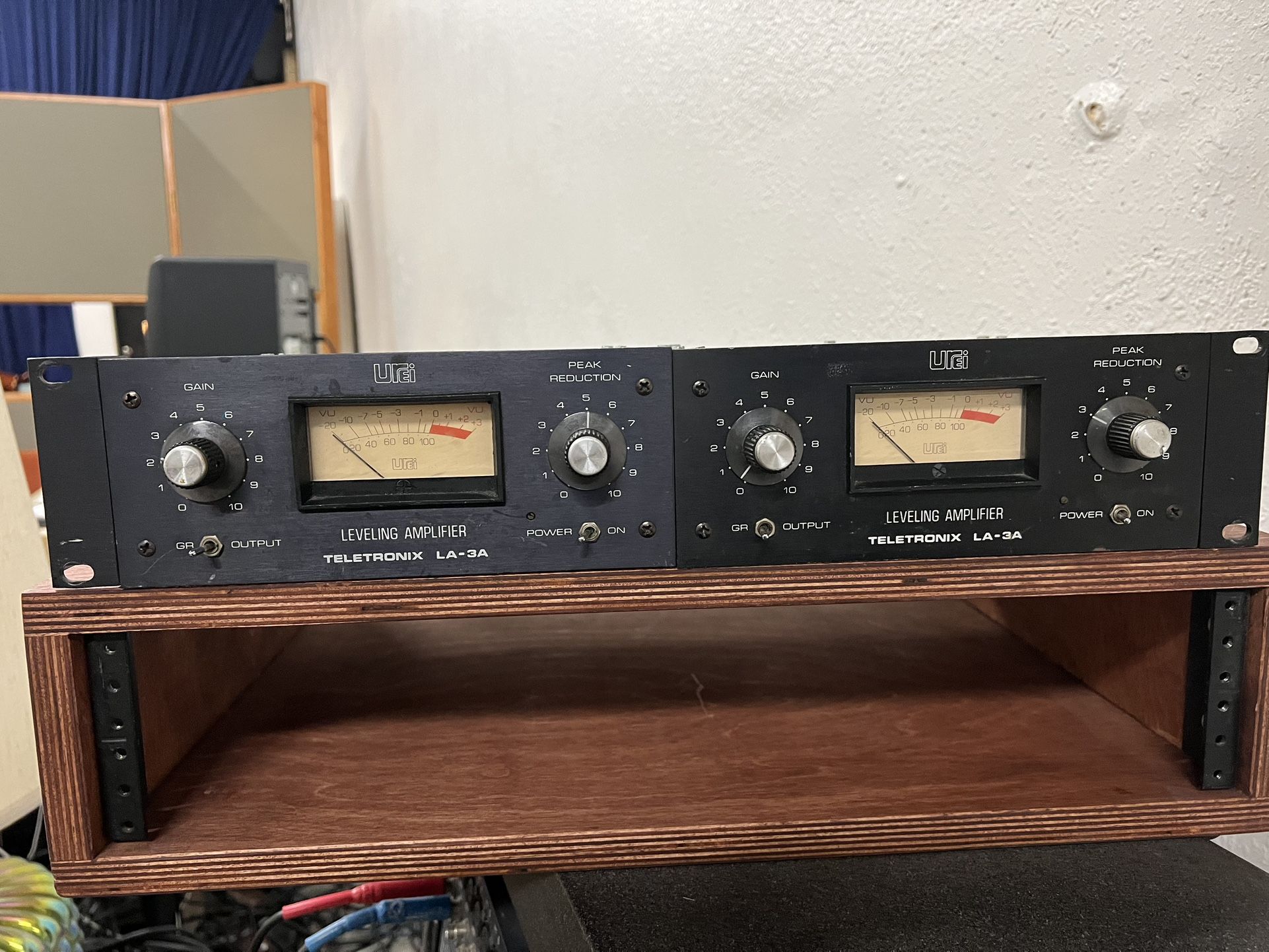 Vintage Teletronix LA-3A compressor pair