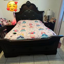 Queen Bedroom set