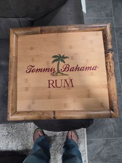 Tommy Bahama sign