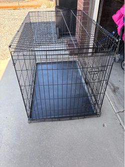 Dog crate