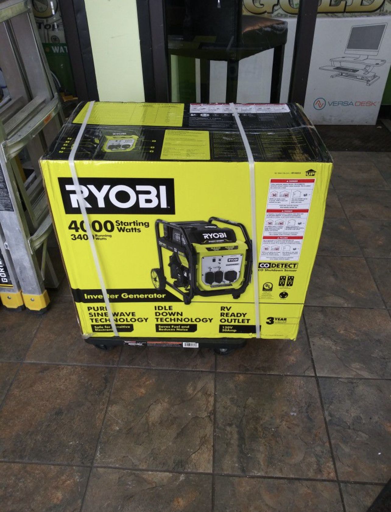 Ryobi 4000-Watt Gasoline Powered Digital Inverter Generator-RYi4022X