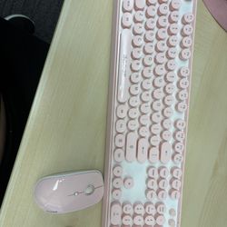 typewriter keyboard and mouse