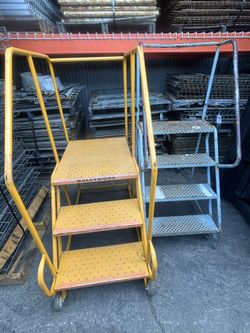 Rolling Step Ladder.