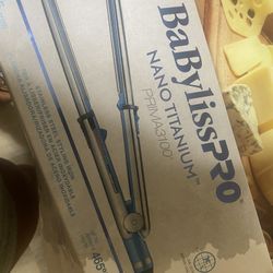 Babyliss Hair Straightener 
