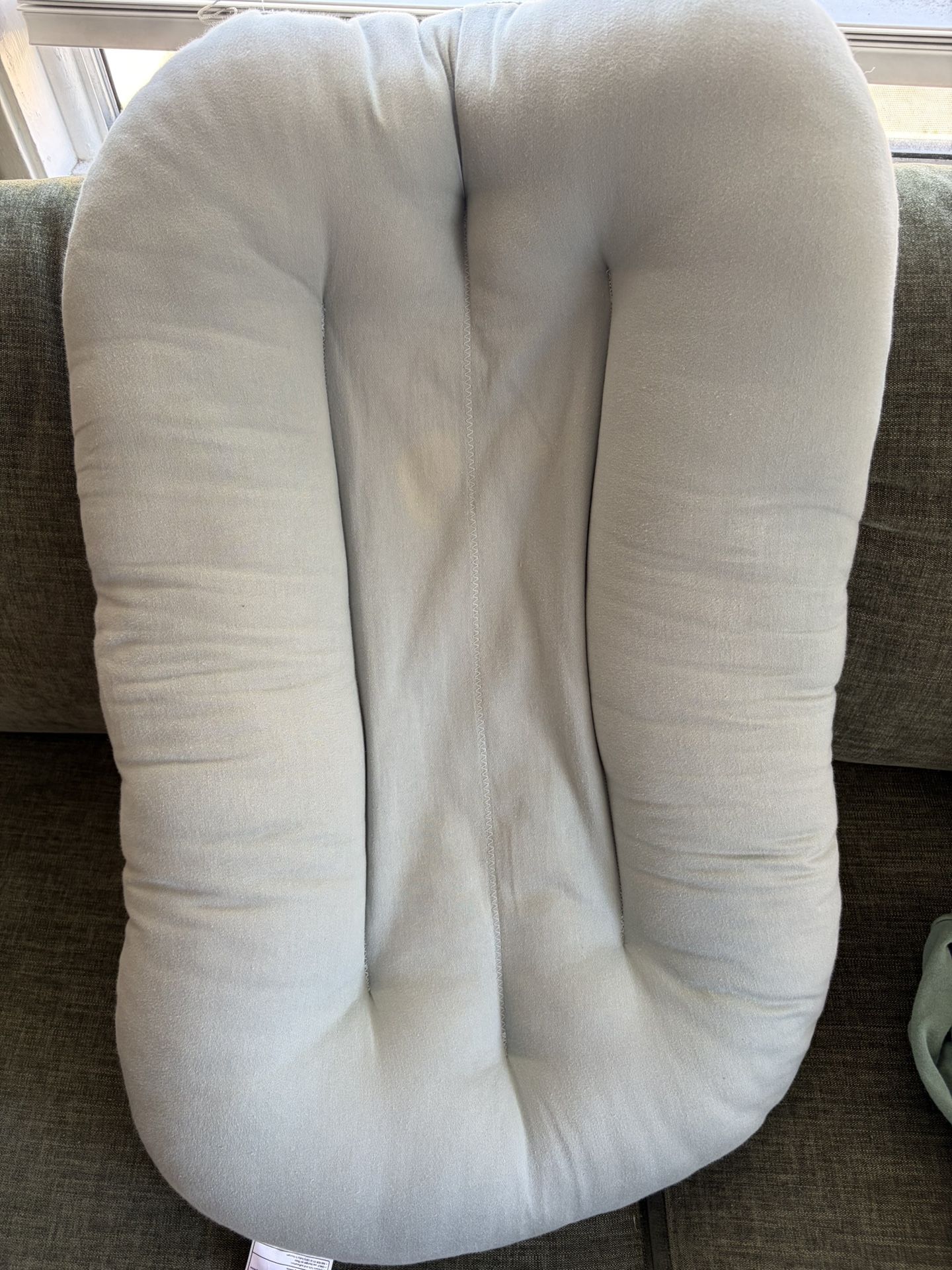 Snuggle Me Lounger With Cover