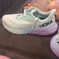 Hoka Men’s 7.5