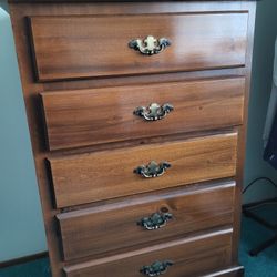 5 Drawer Chest Of Drawers 