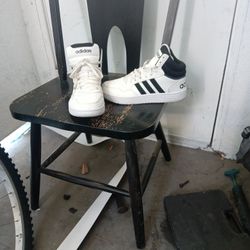 Adidas Hoops Mid Size 8.5 Mens
