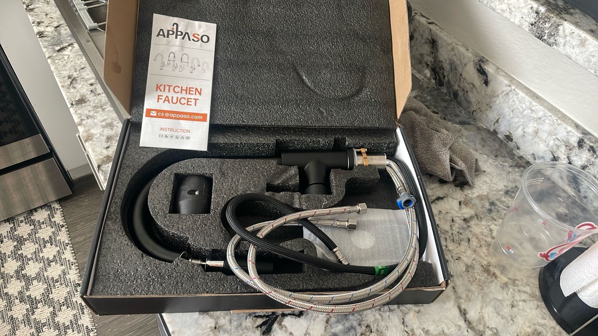 Black Kitchen Faucet