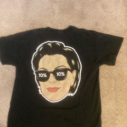 Woman’s Kris Jenner T-shirt Size Medium 