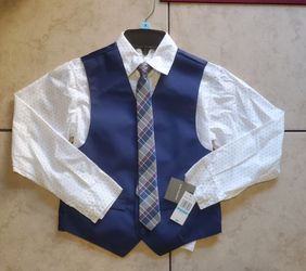 New 3pc Dress Shirt. Size 8 Regular