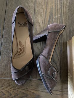 Size 11 Sofft High Heels Pumps New