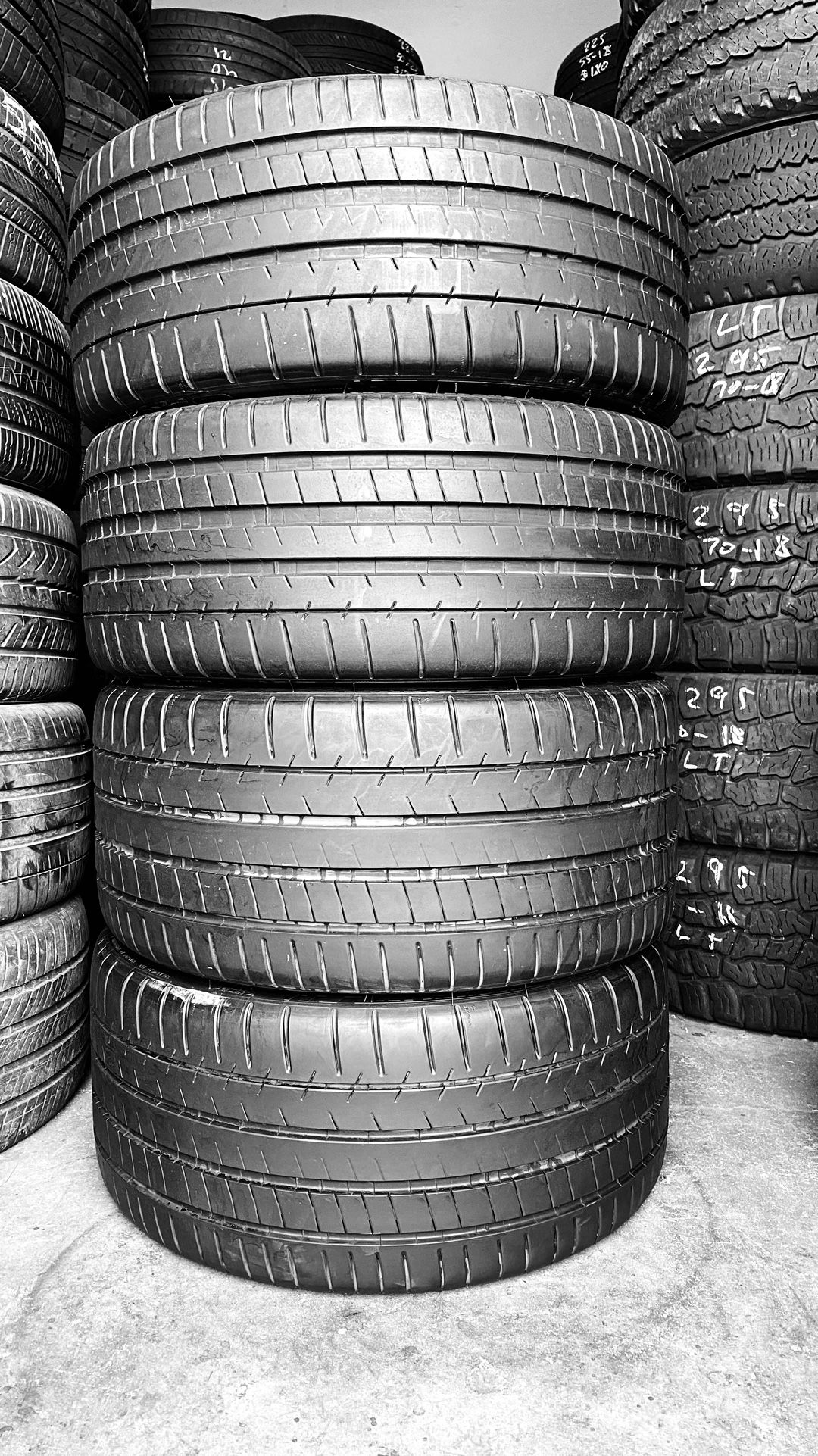 285/30/20 & 255/35/20 Michelin Pilot Super Sport Tires 