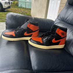 Jordan Retro1