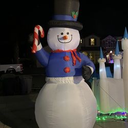 Giant 9 Ft Christmas Snowman Inflatable New 