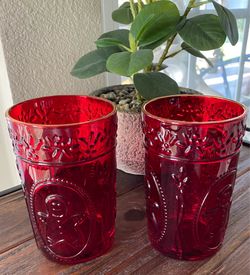 Set of 2 Red Gingerbreadtt Man Glass Tumblers