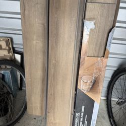 Vinyl Planks Waterproof 280 peace Seven Pieces Is 18 Ft.² 