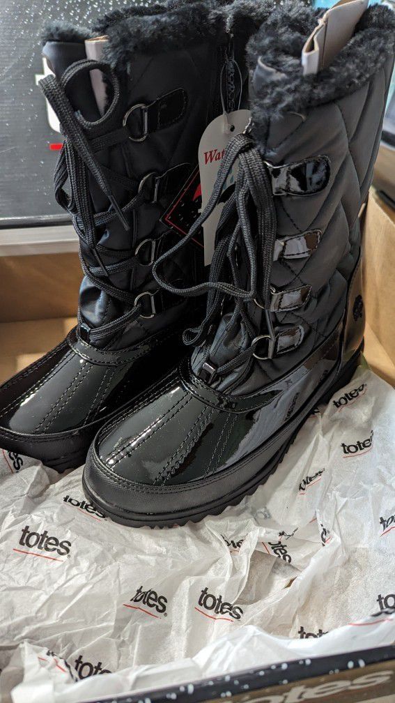Women's Black Winter Boots