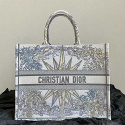 Dior Canvas Embroidered Large Rêve d'Infini Book Tote Multicolor