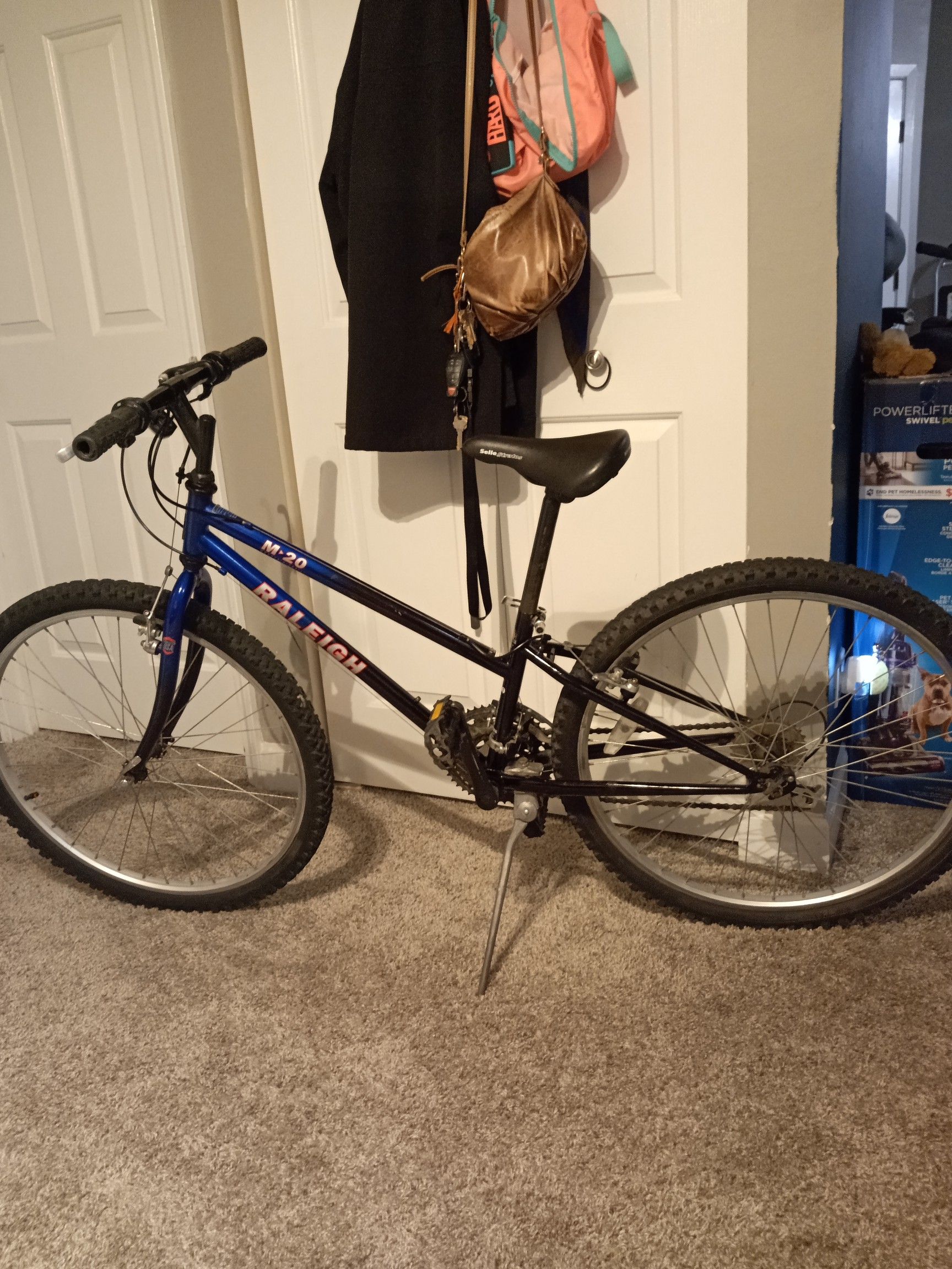 Raleigh Mountain Bike 26 inches