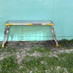 Gorilla Ladder 30 Inch Platform 