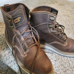 Womans Work Boots Size 8 