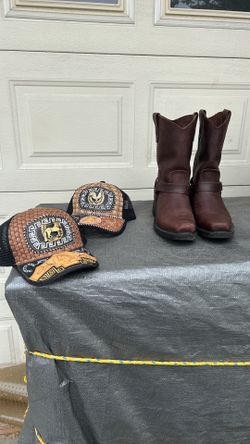 Boots 3 hats