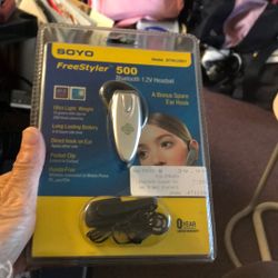New hands-free Bluetooth earpiece