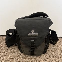 Samsonite WorldProof camera bag