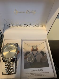 Watch w/Necklace Set