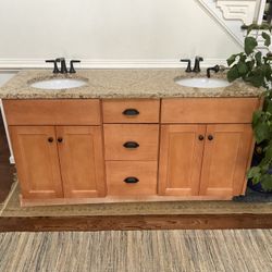 Vanity 64” With Granite And Double Sinks