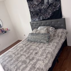 Bling Headboard Queen 
