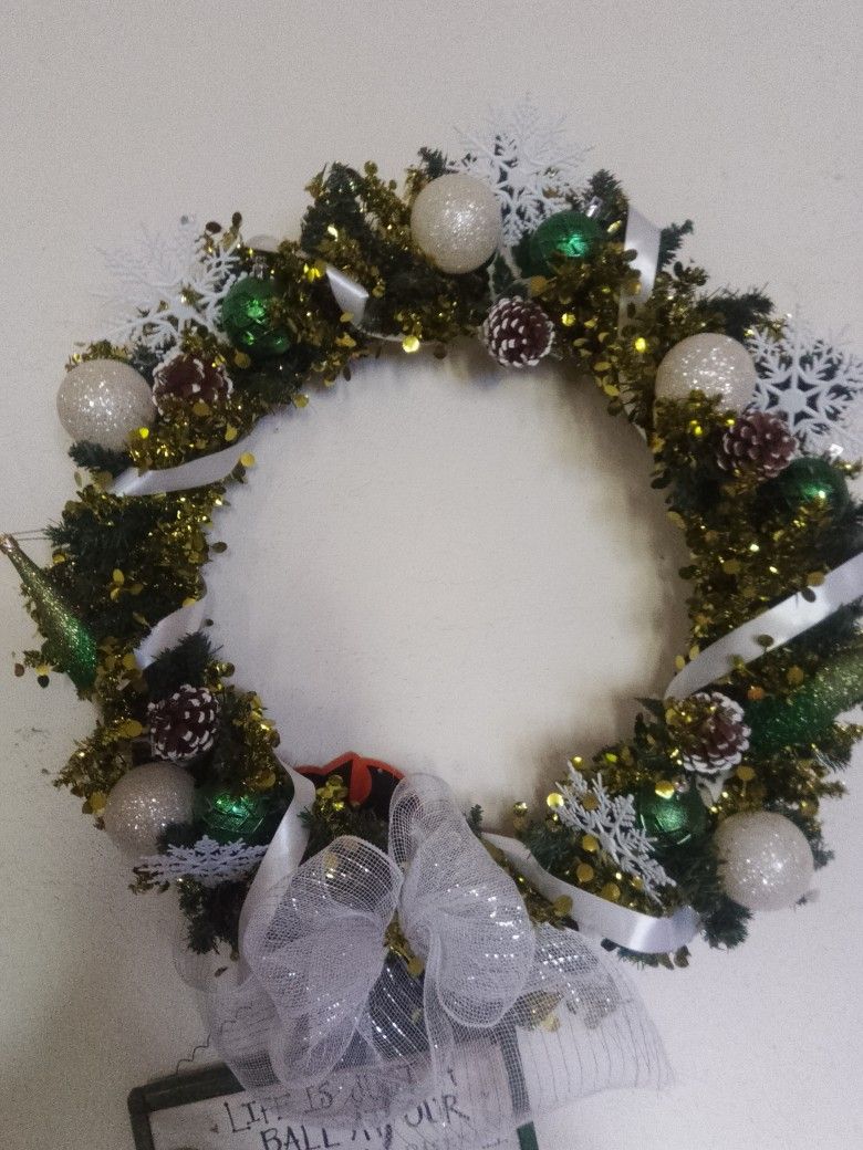 Hand Made Xmas Wreath