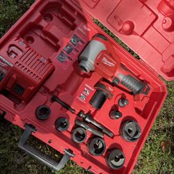 M18 10T Knockout Tool