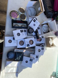 Make up lot all brandnew