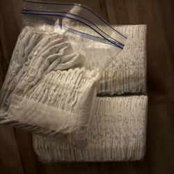 Pampers Swaddlers Diapers, Size 1 (8-14 lbs) 83 Count