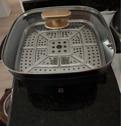 Drew Barrymore electric skillet