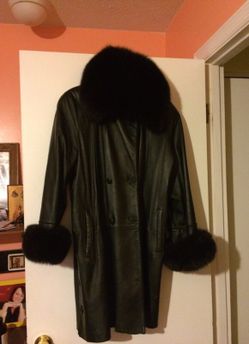 Leather coat with fox fur